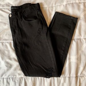 Black Distressed Boyfriend Jean
